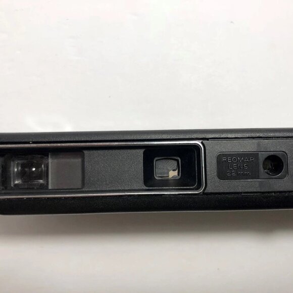 Vintage Camera Kodak 500 Film Point Shoot With Electronic Flash Untested AS IS - Picture 9 of 10